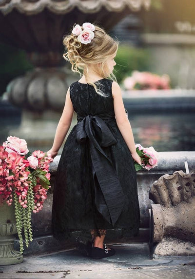 THE SARA | VINTAGE CHANTILLY LACE FLOWER GIRL DRESS