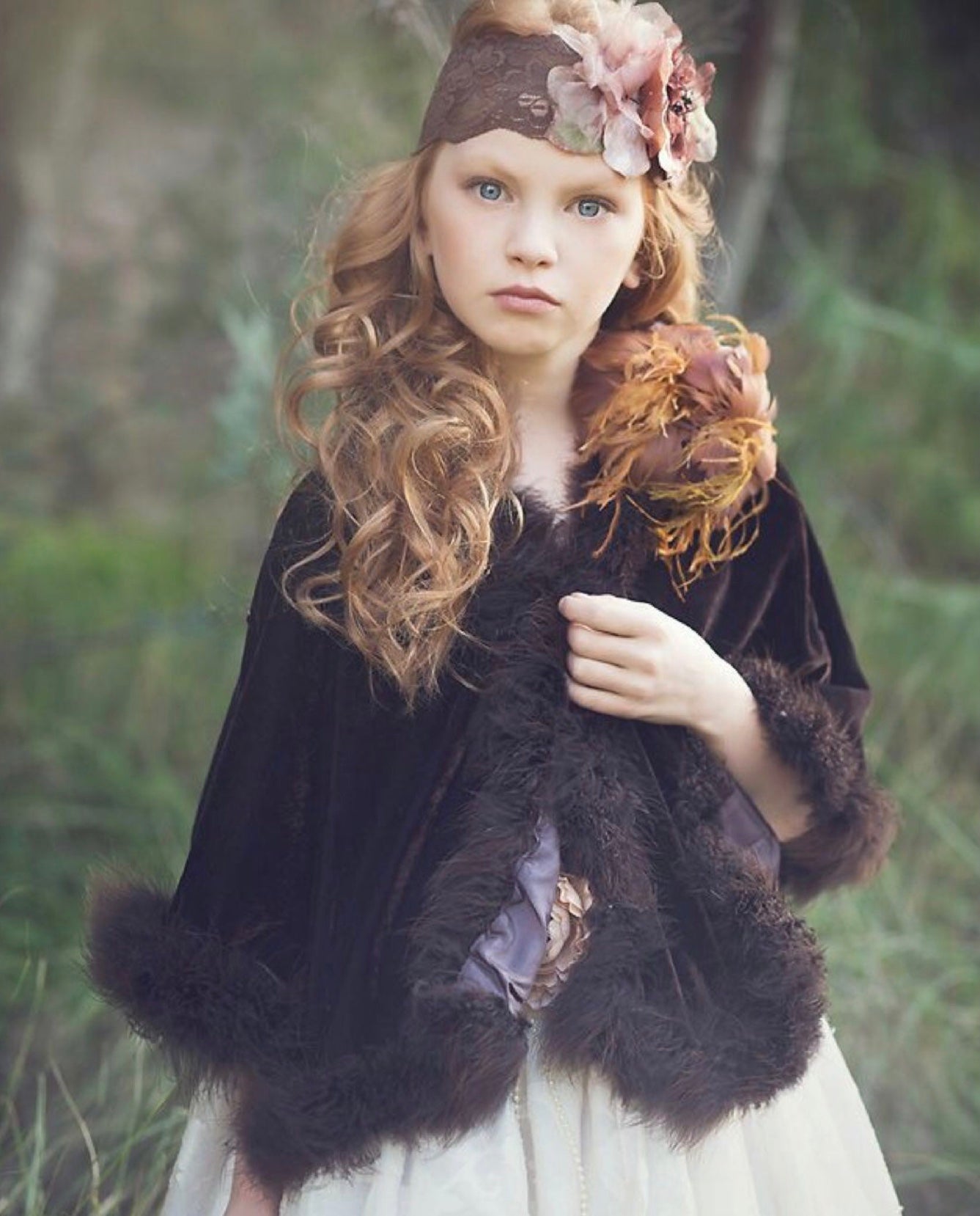 Brown Cape - Capelet - Elsa