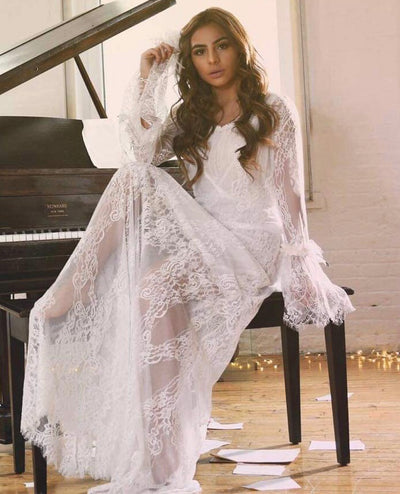 Vintage Lace Wedding Dress – Romantic Bridal Gown with Classic Elegance