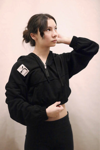 Cropped Black Hoodie - Laura