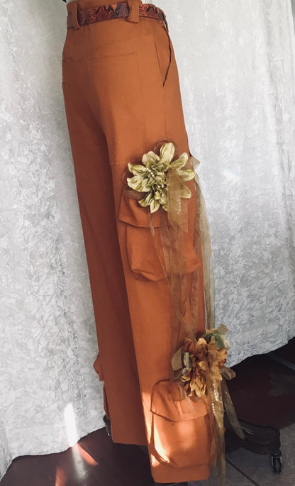 Floral Cargo Pants - Erika