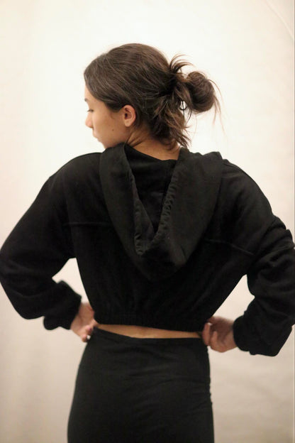 Cropped Black Hoodie - Laura