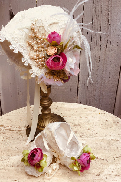 Lace Bonnet / Baby Photo prop -Amalia